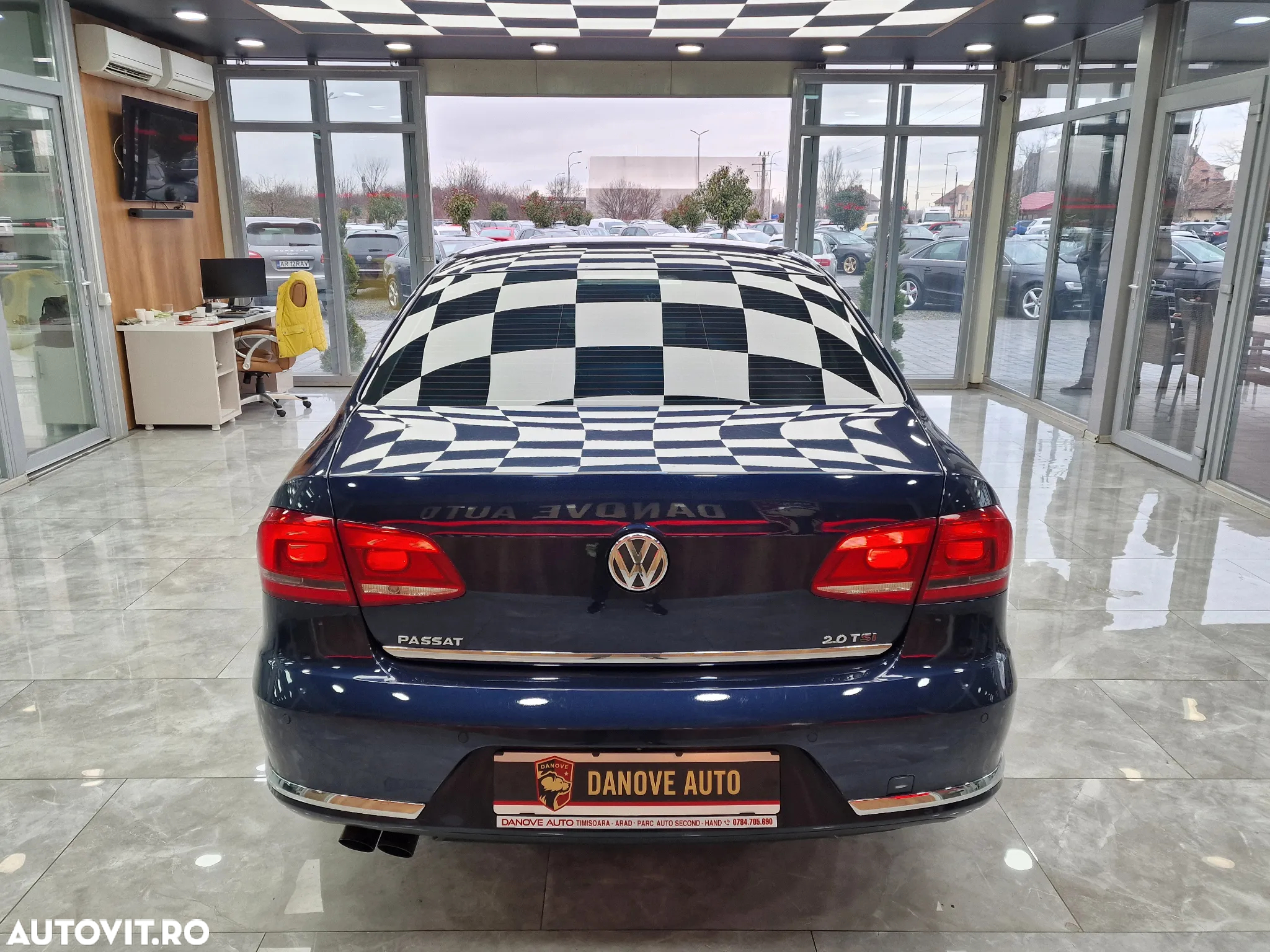 Volkswagen Passat 2.0 TSI DSG Exclusive - 11