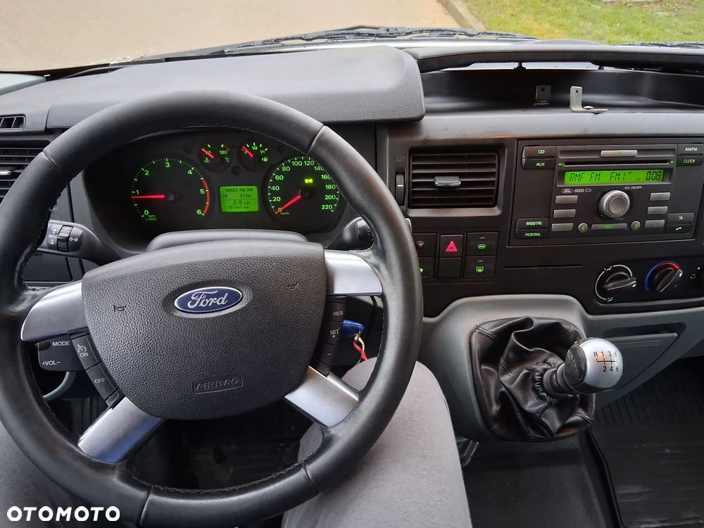 Ford Transit - 9