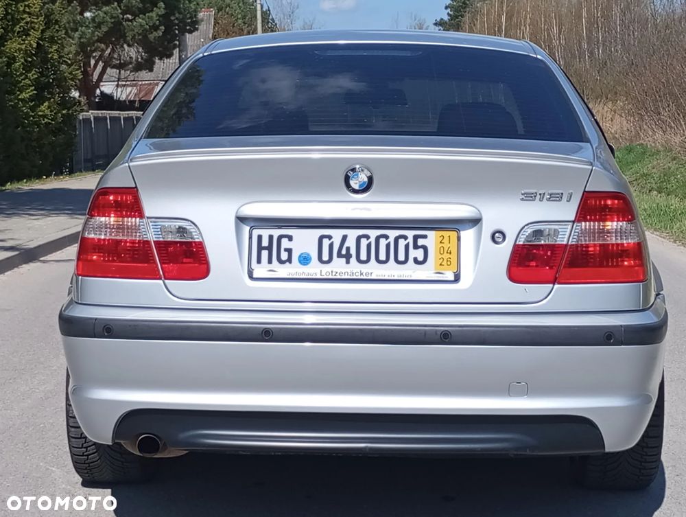 BMW Seria 3 318i - 5