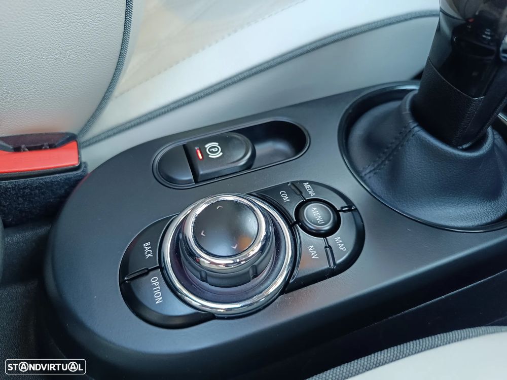 MINI 3 Portas Cooper SE Premium P. Yours - 28