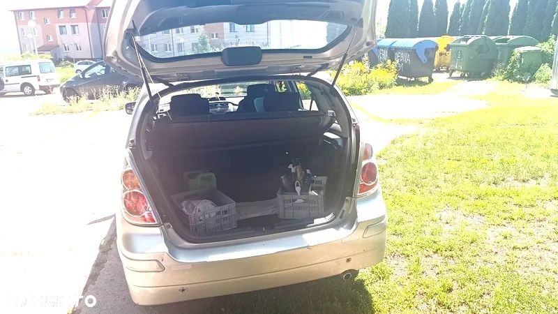 Suzuki Liana 1.6 Comfort - 15