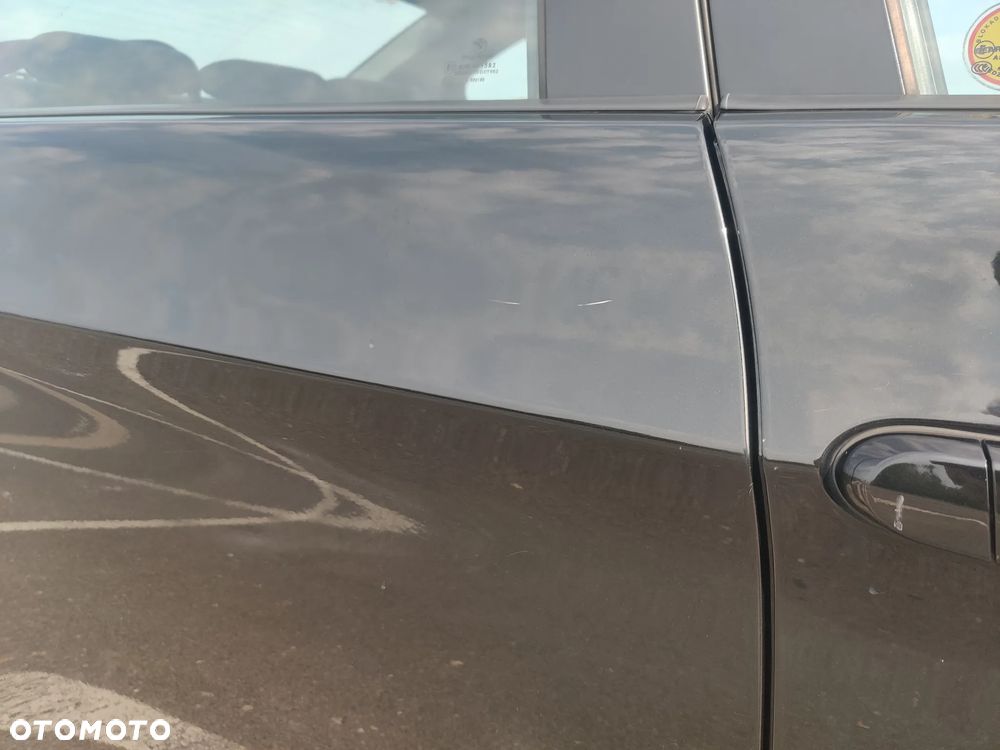 BMW Seria 3 320i - 13