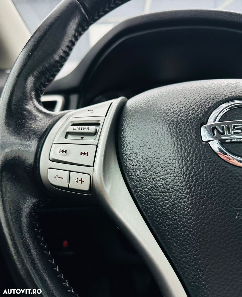 Nissan Qashqai 1.2 DIG-T TEKNA+ - 31