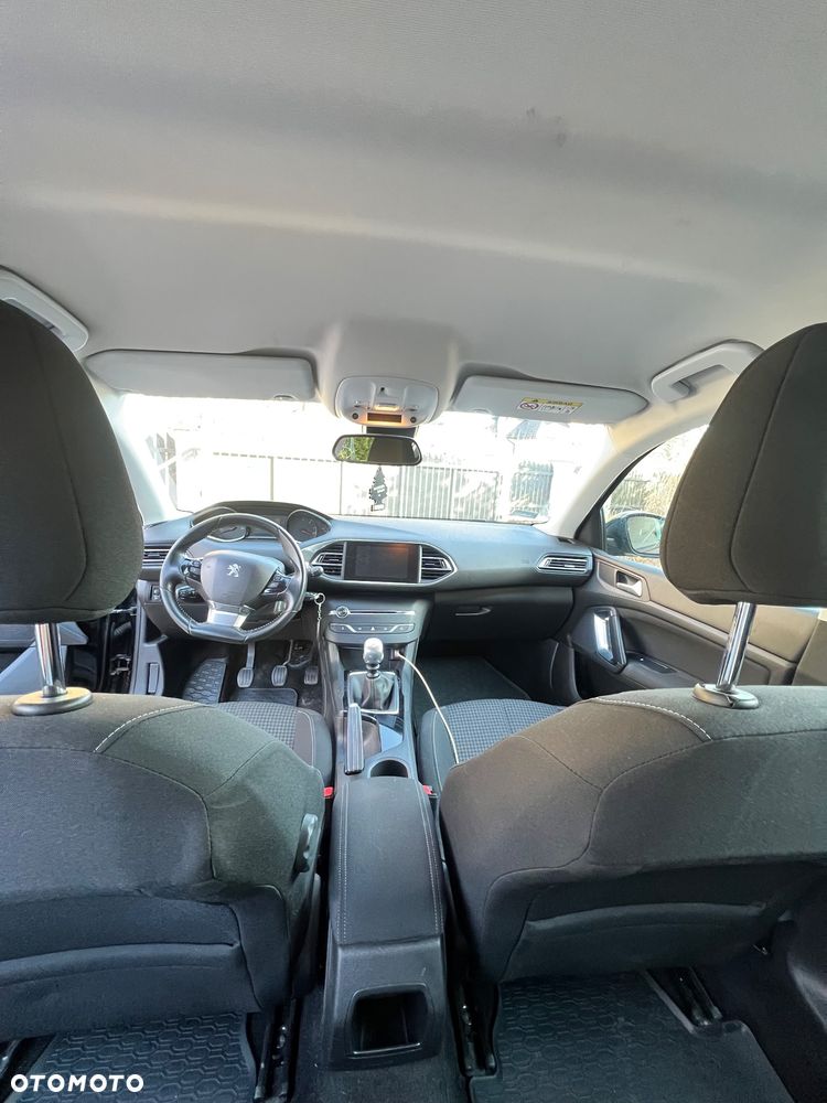 Peugeot 308 - 16
