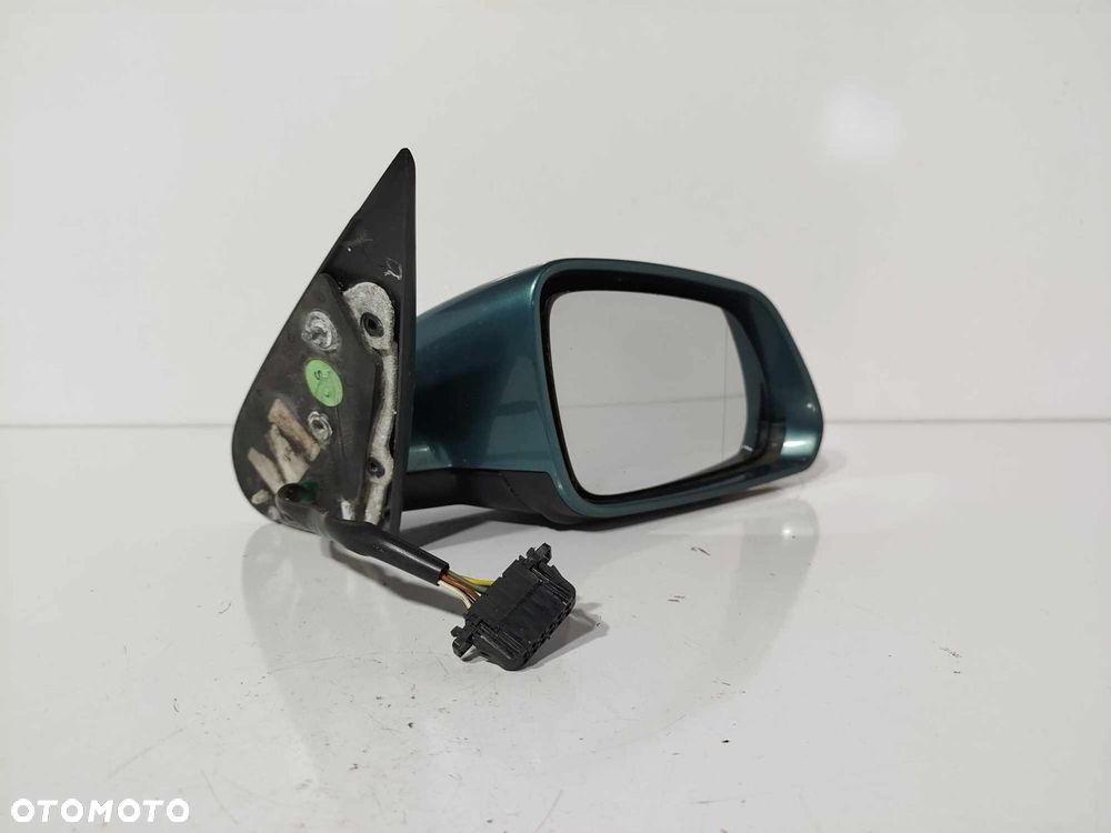 LUSTERKO PRAWE PRZEDNIE SKODA OCTAVIA II 7 PIN 04-08 - 2