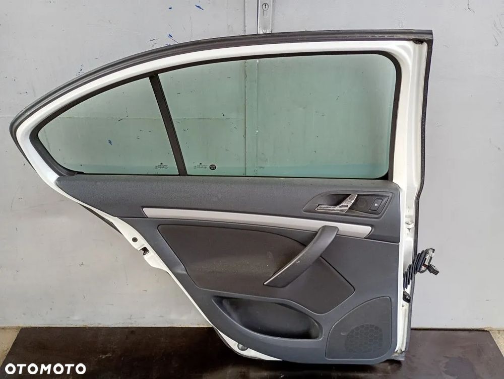 drzwi tylne lewe tył kompletne 1026 skoda octavia ii lift hb 2011r - 9