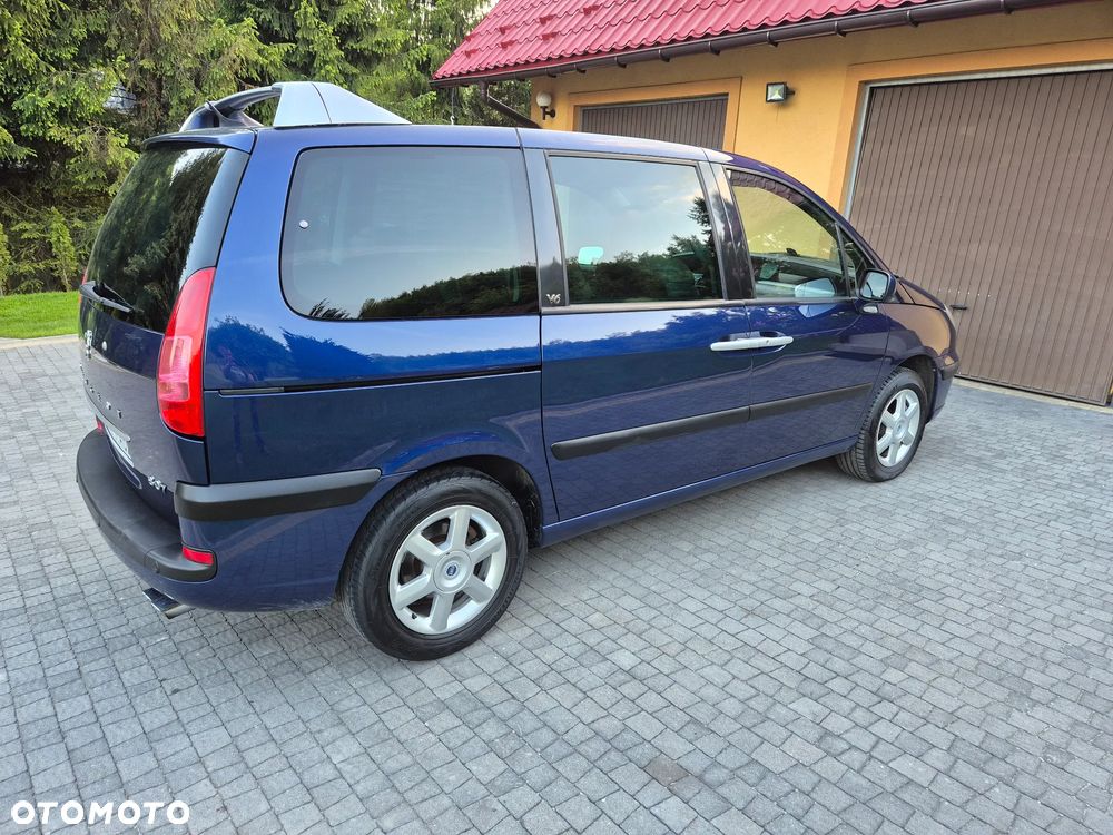 Peugeot 807 - 7