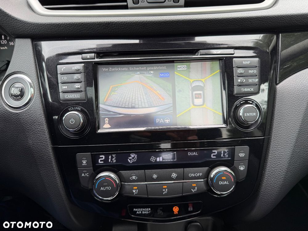 Nissan Qashqai 1.6 DCi TEKNA - 18