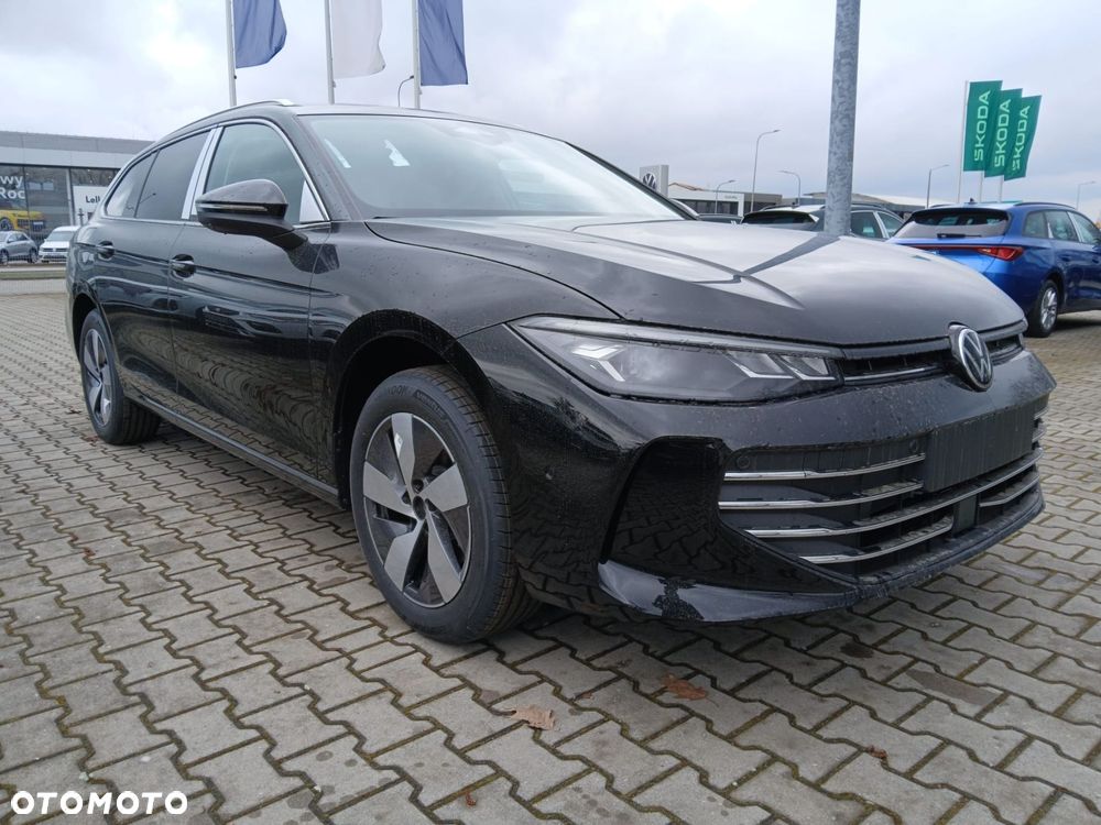 Volkswagen Passat - 4