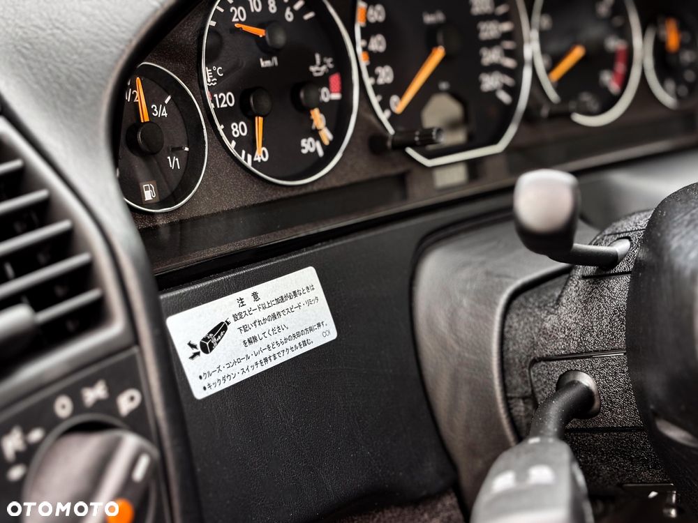 Mercedes-Benz SL 500 - 24