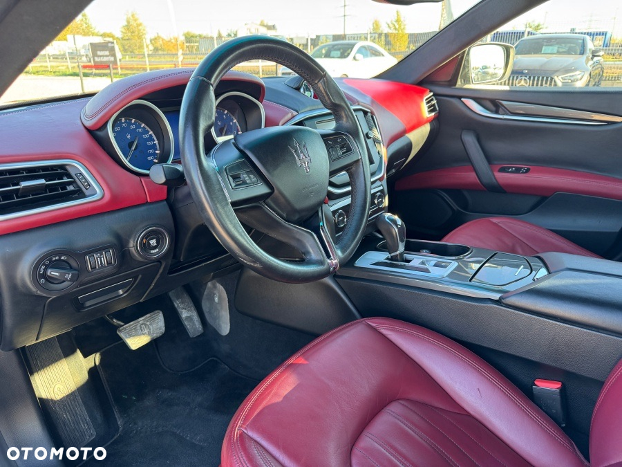 Maserati Ghibli - 10