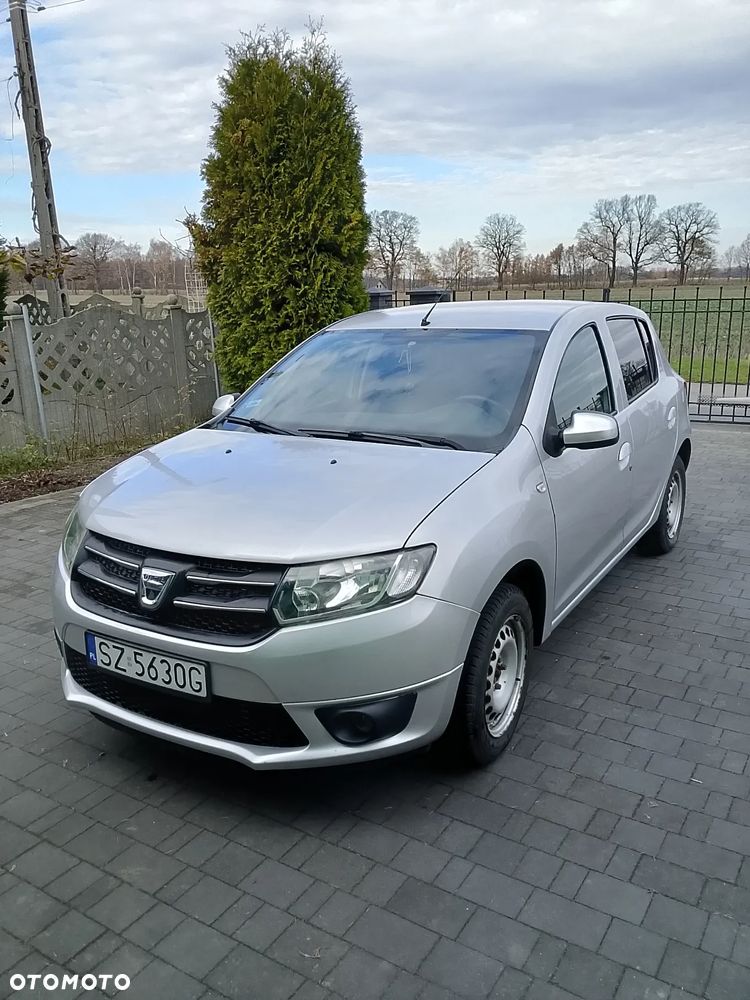 Dacia Sandero 1.2 16V Celebration - 1