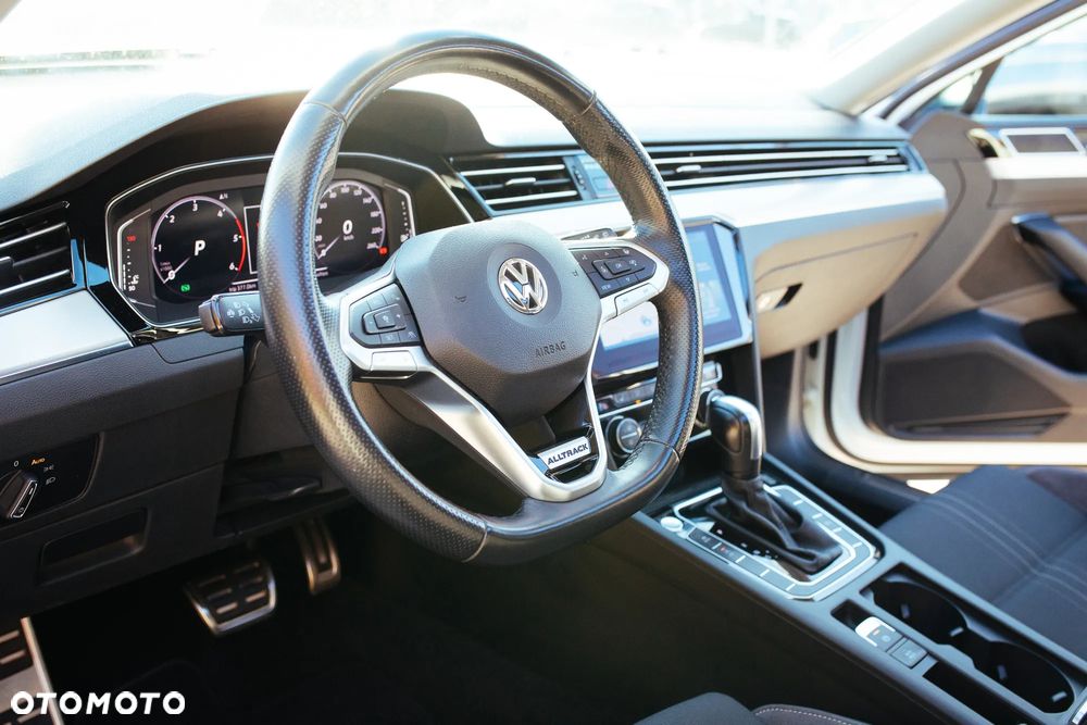 Volkswagen Passat Alltrack 2.0 TDI SCR 4Mot DSG7 - 11