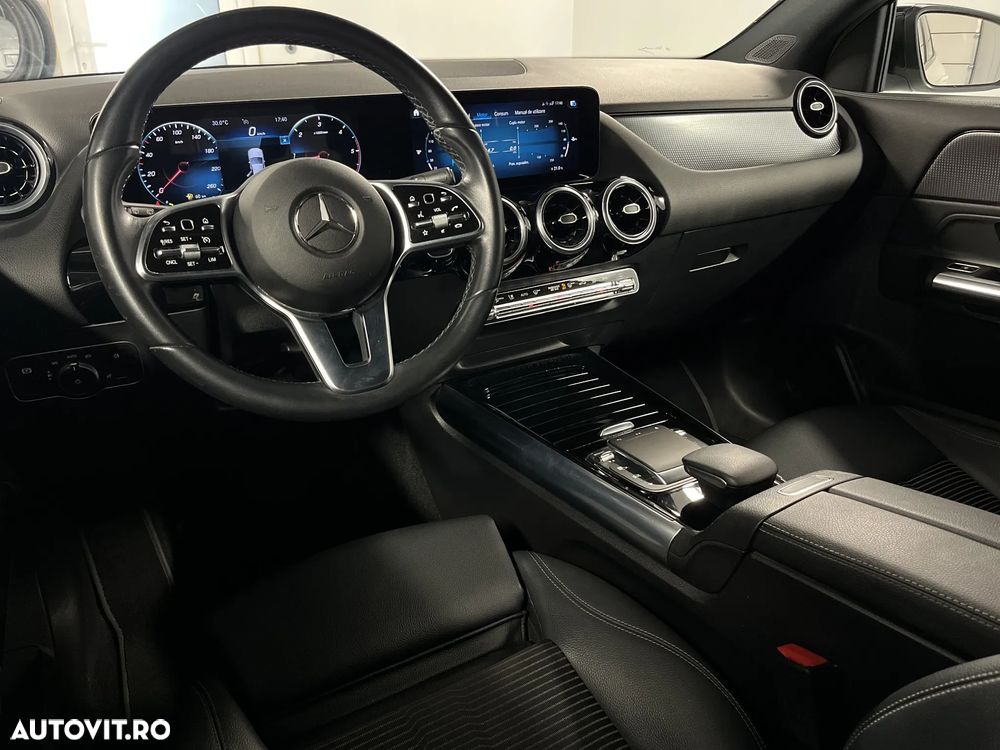 Mercedes-Benz GLA 200 d 4MATIC 8G-DCT Progressive - 12