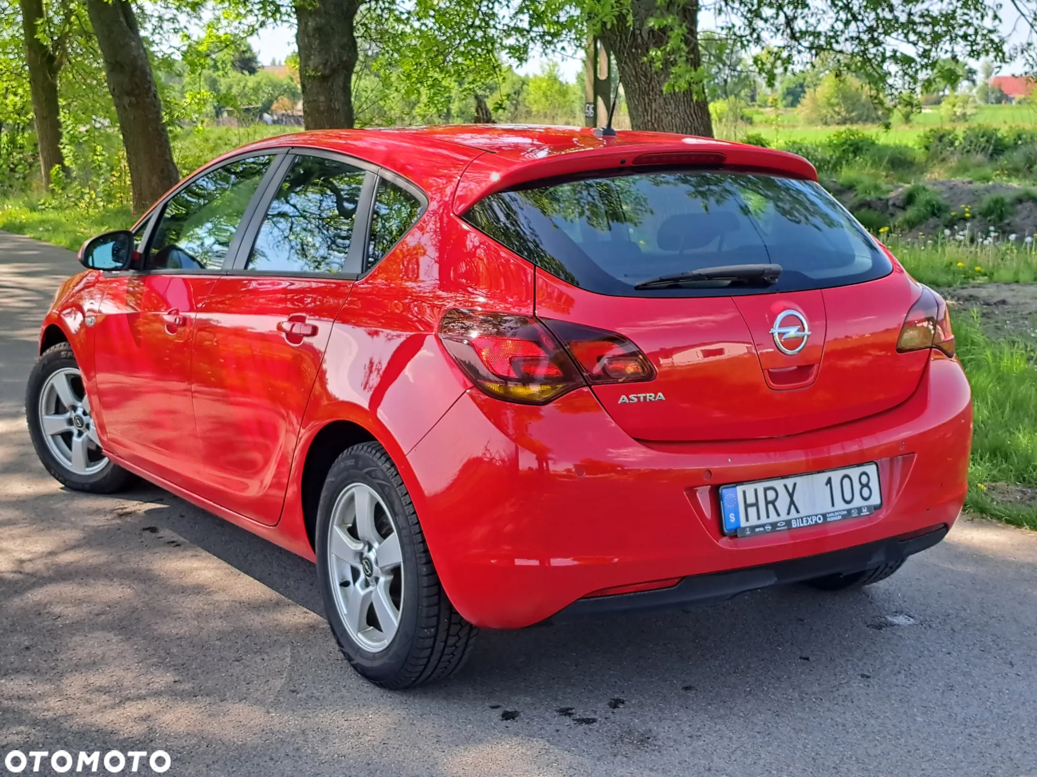 Opel Astra 1.6 Sport - 12