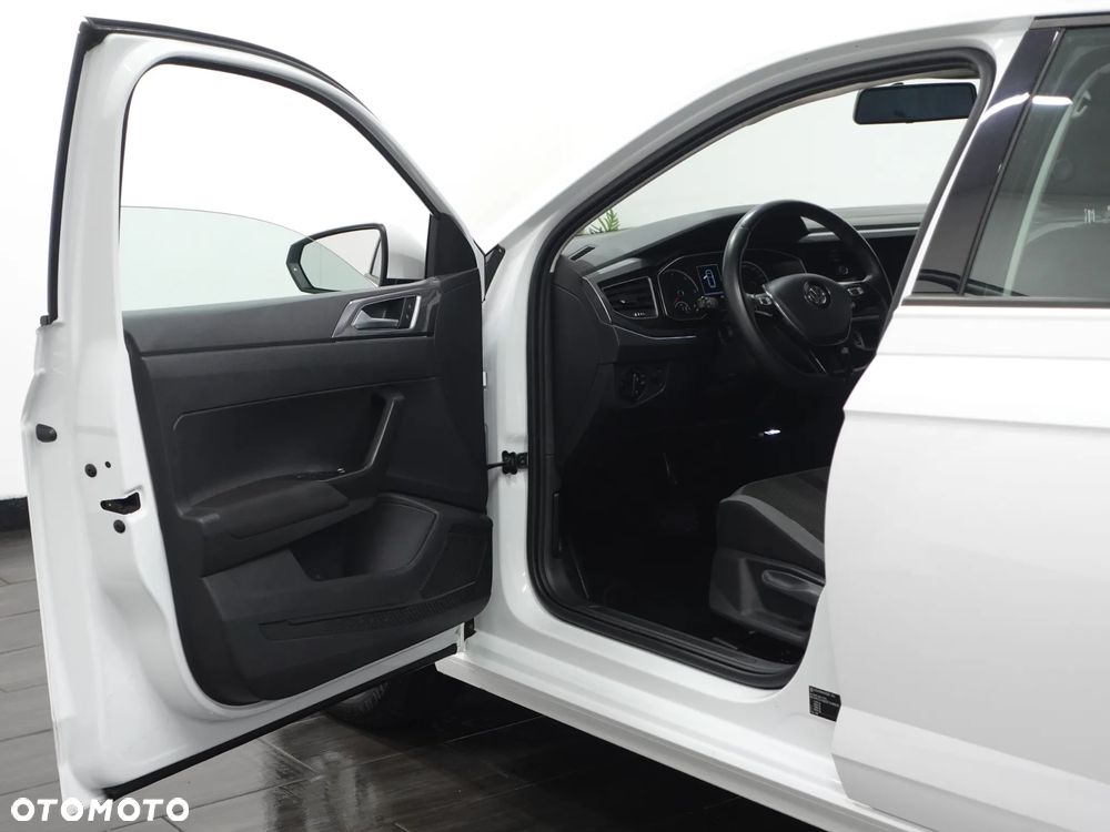 Volkswagen Polo - 17