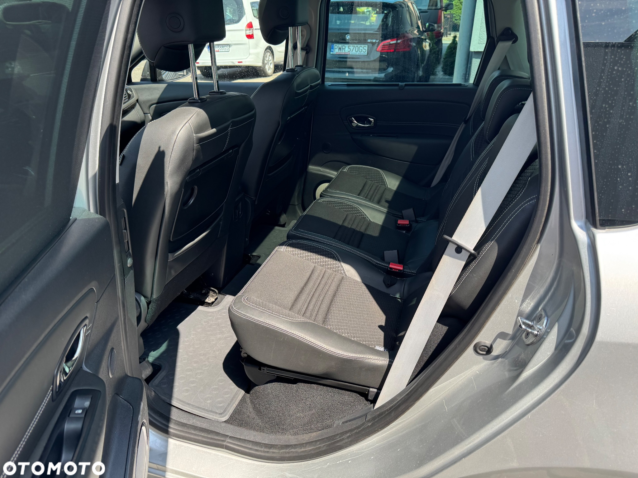 Renault Scenic 2.0 16V 140 CVT Bose Edition - 6