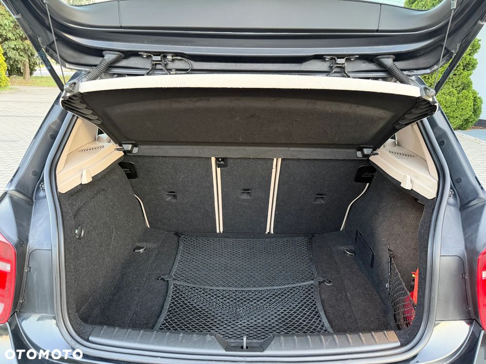 BMW Seria 1 - 25
