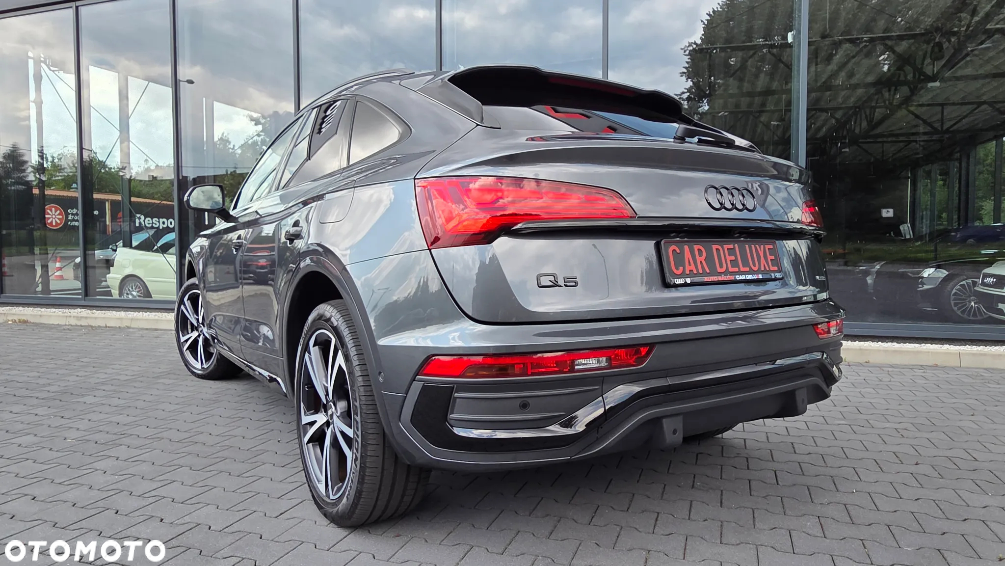 Audi Q5 Sportback - 6