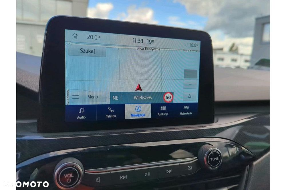 Ford Kuga - 10