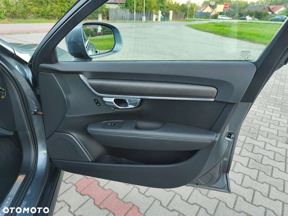 Volvo V90 Cross Country D4 AWD Geartronic Pro - 36