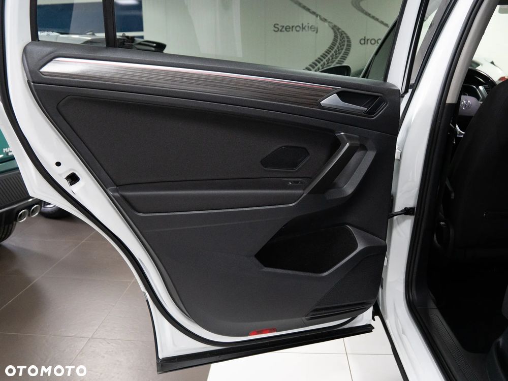 Volkswagen Tiguan 2.0 TSI 4Mot Elegance DSG - 34