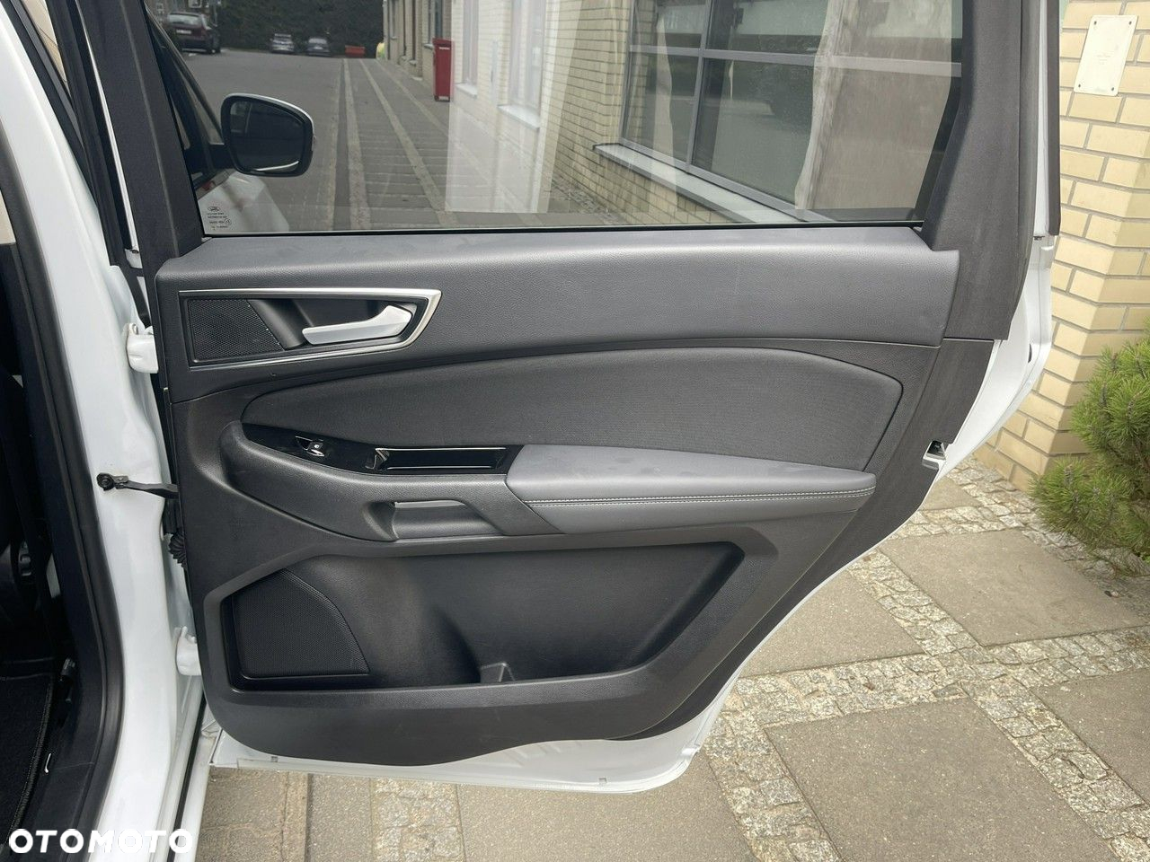 Ford S-Max - 28