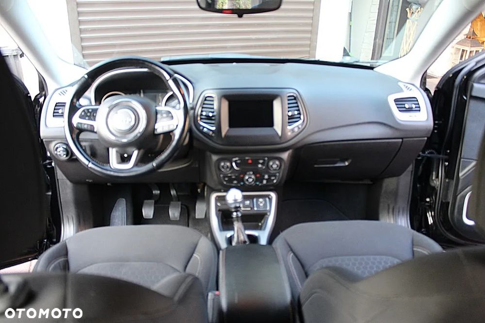 Jeep Compass 1.3 TMair Longitude FWD S&S - 16