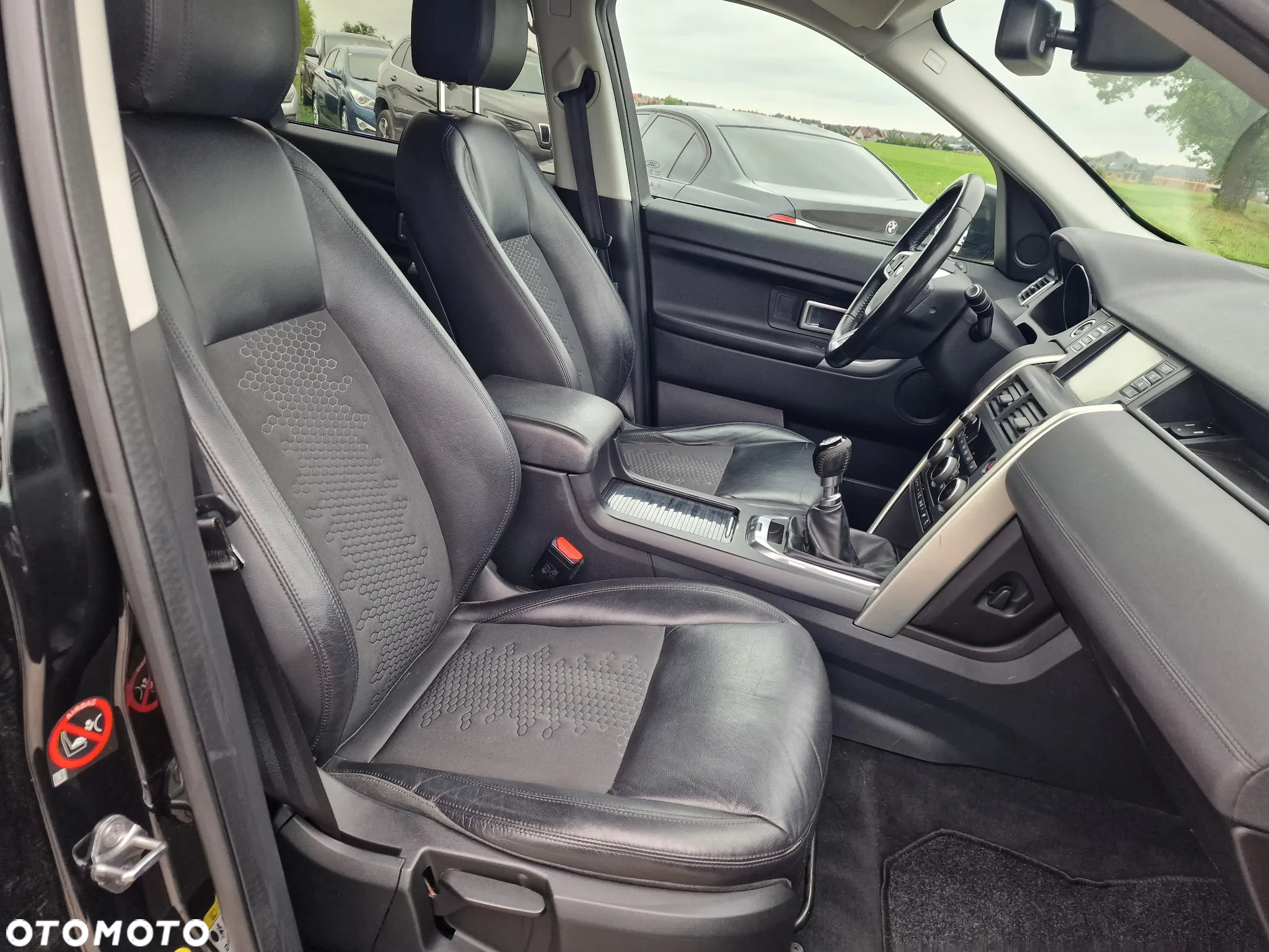 Land Rover Discovery Sport 2.0 D150 SE - 35