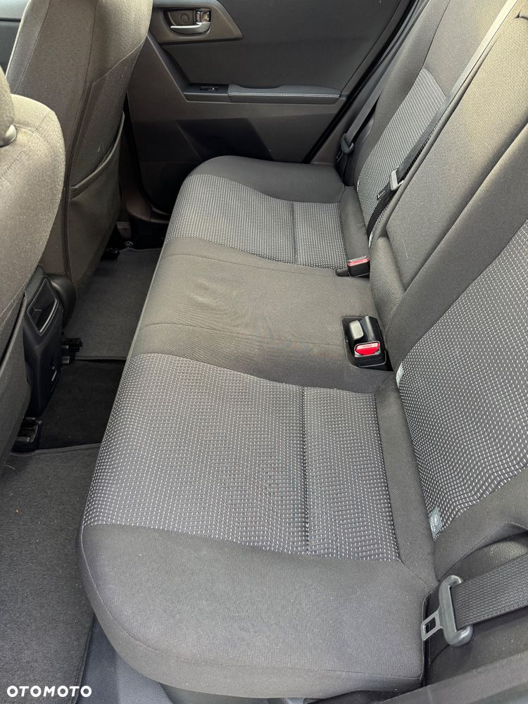 Toyota Auris 1.8 HSD Luna - 25