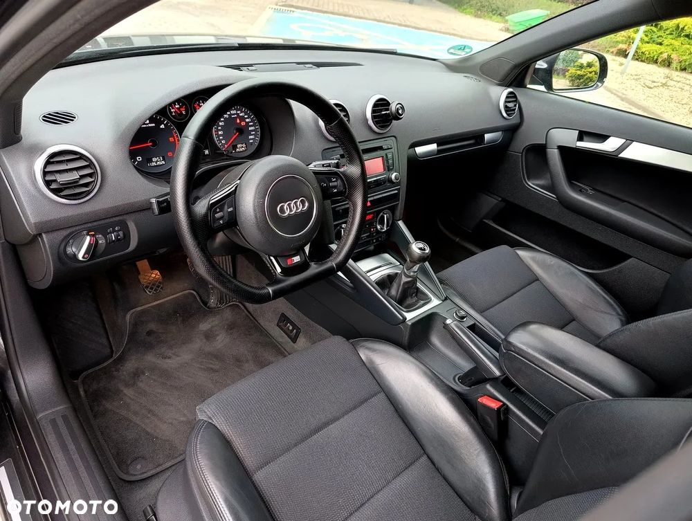 Audi A3 Sportback 2.0 TDI DPF S line Sportpaket - 7