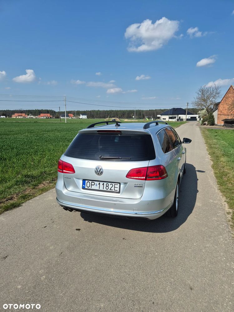 Volkswagen Passat 2.0 TDI Comfortline - 6