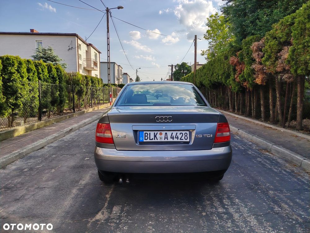Audi A4 Limousine 1.9 TDI - 5