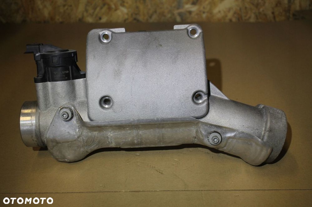 volvo v60 s60 xc60 2.0 t6 przepustnica kompresora 31331278 - 2
