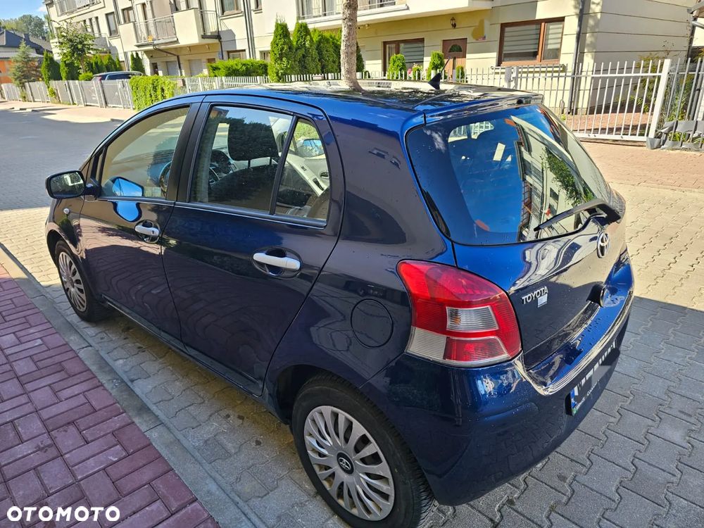 Toyota Yaris - 7