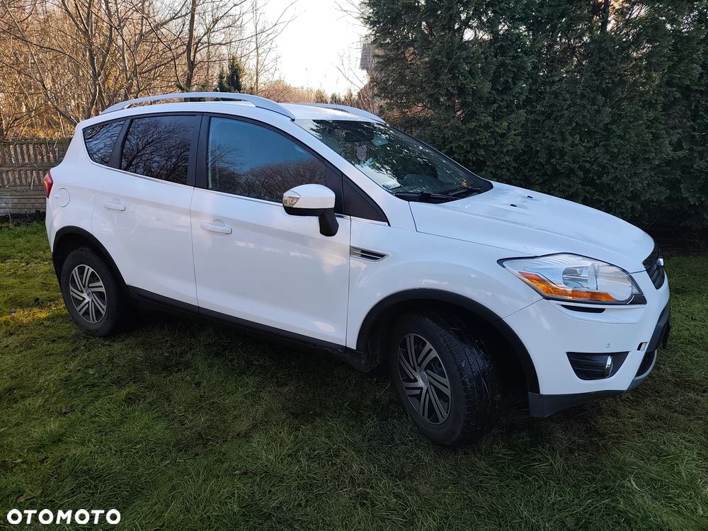 Ford Kuga - 9