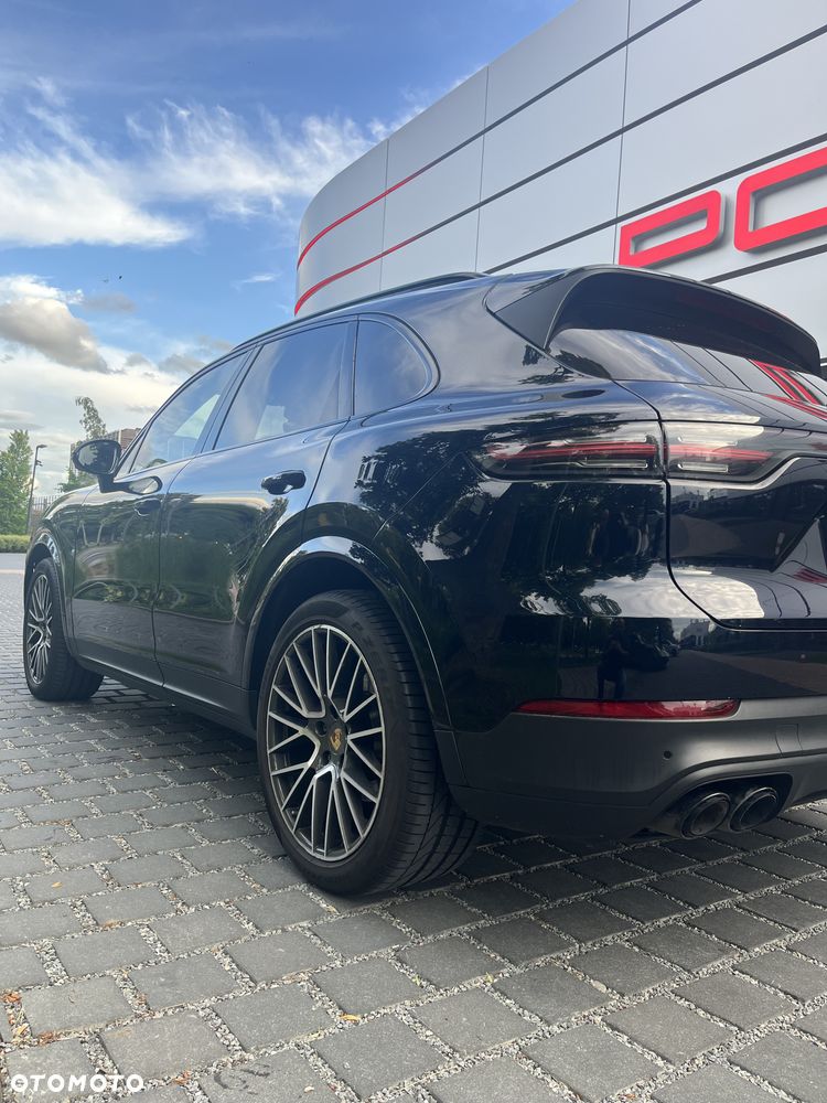 Porsche Cayenne - 9