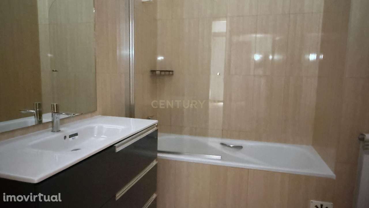Apartamento T3 na Quinta do Bosque, Viseu - Grande imagem: 4/10