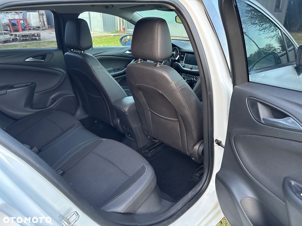 Opel Astra 1.6 BiTrb D (CDTI) Start/Stop Sports Tourer Business - 17