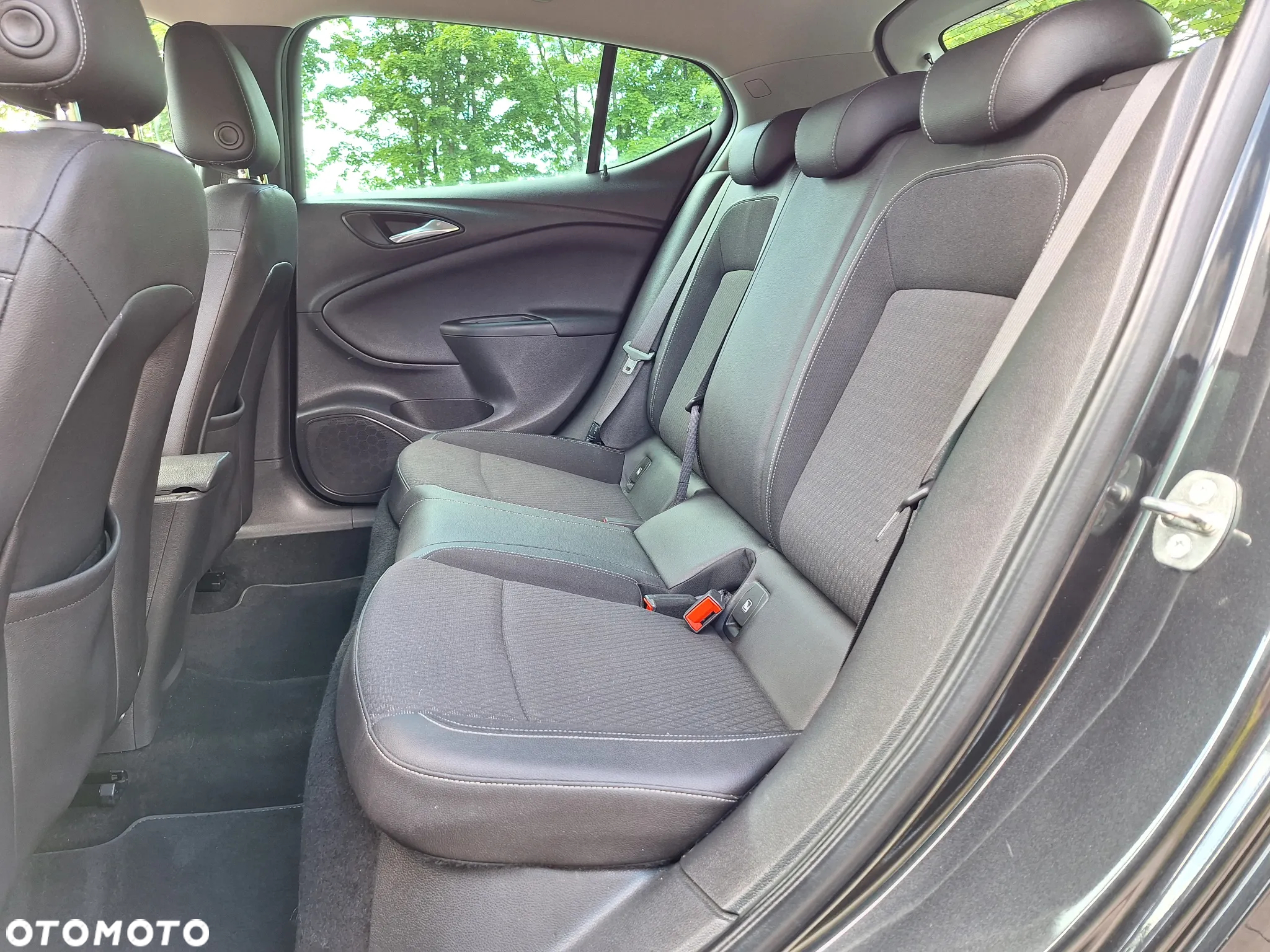 Opel Astra 1.4 Turbo Innovation - 15