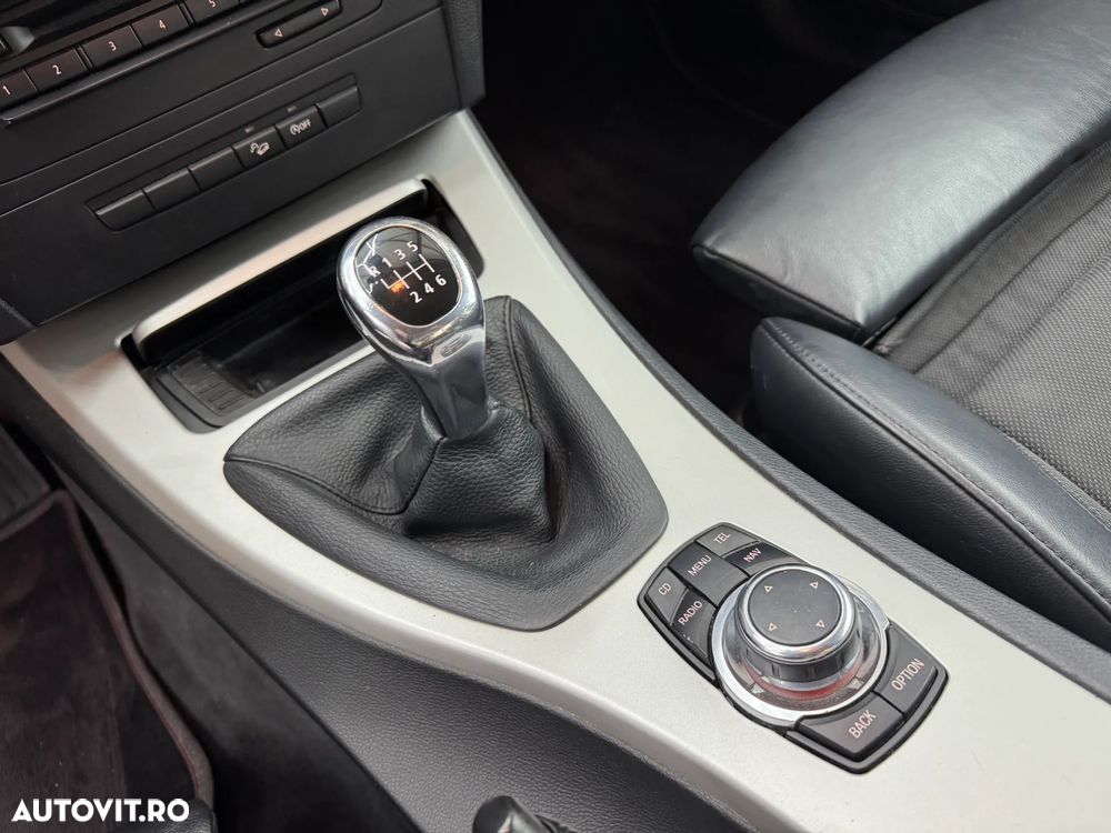 BMW Seria 3 320d xDrive Edition Exclusive - 21