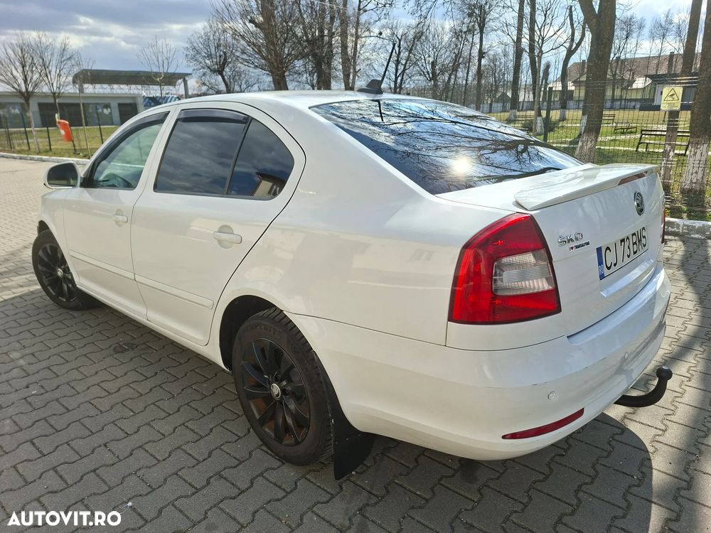Skoda Octavia 1.6 TDI DPF Elegance Green tec - 3