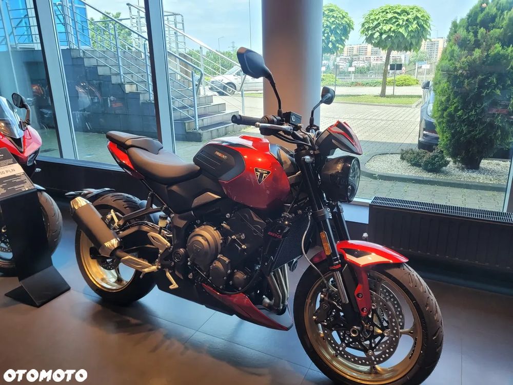 Triumph Trident - 2