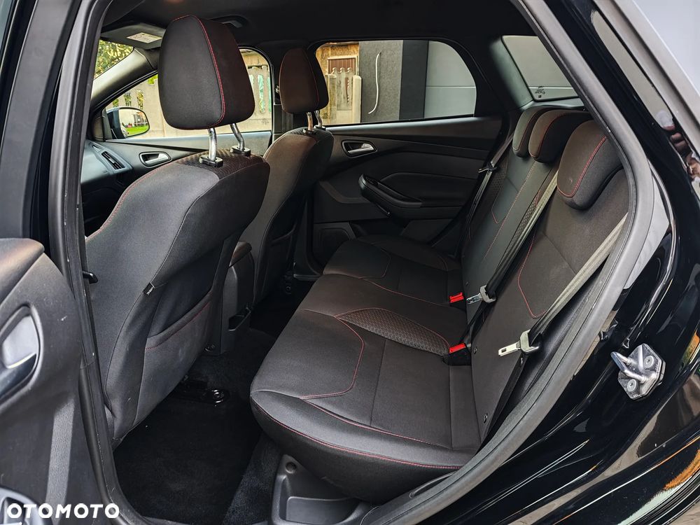 Ford Focus 2.0 TDCi ST-Line Black ASS - 16