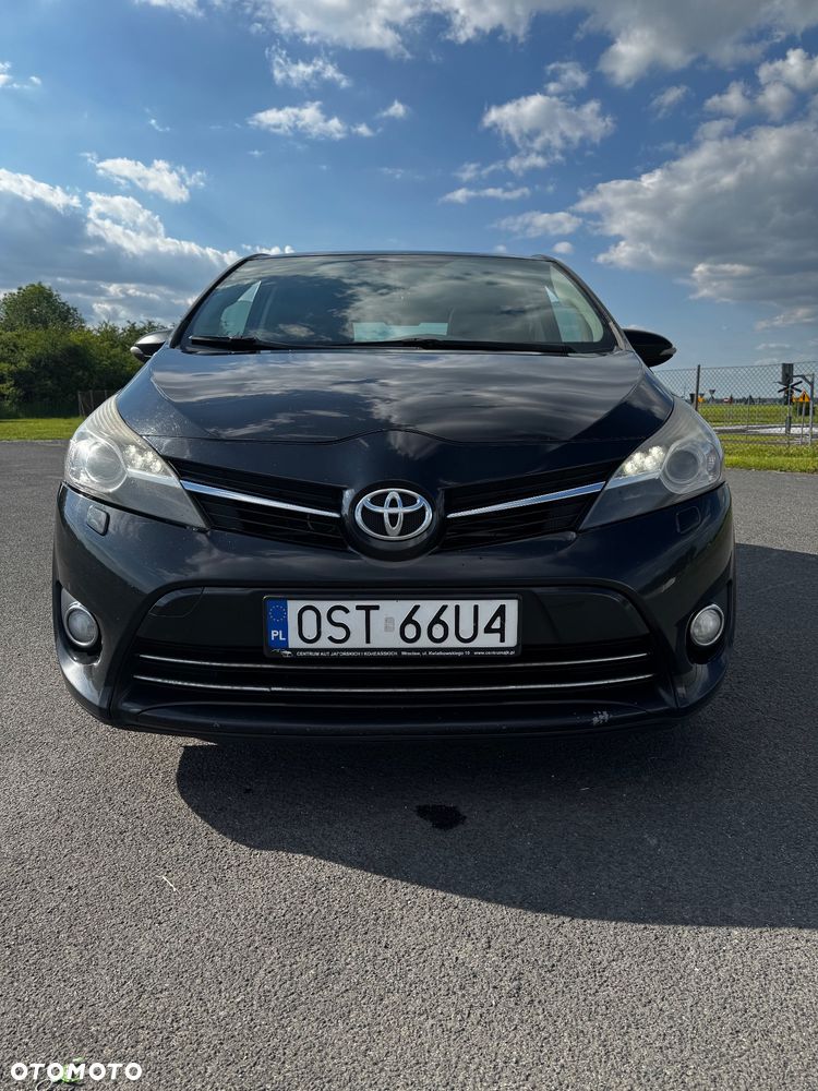 Toyota Verso 2.0 D-4D Prestige 7os - 4