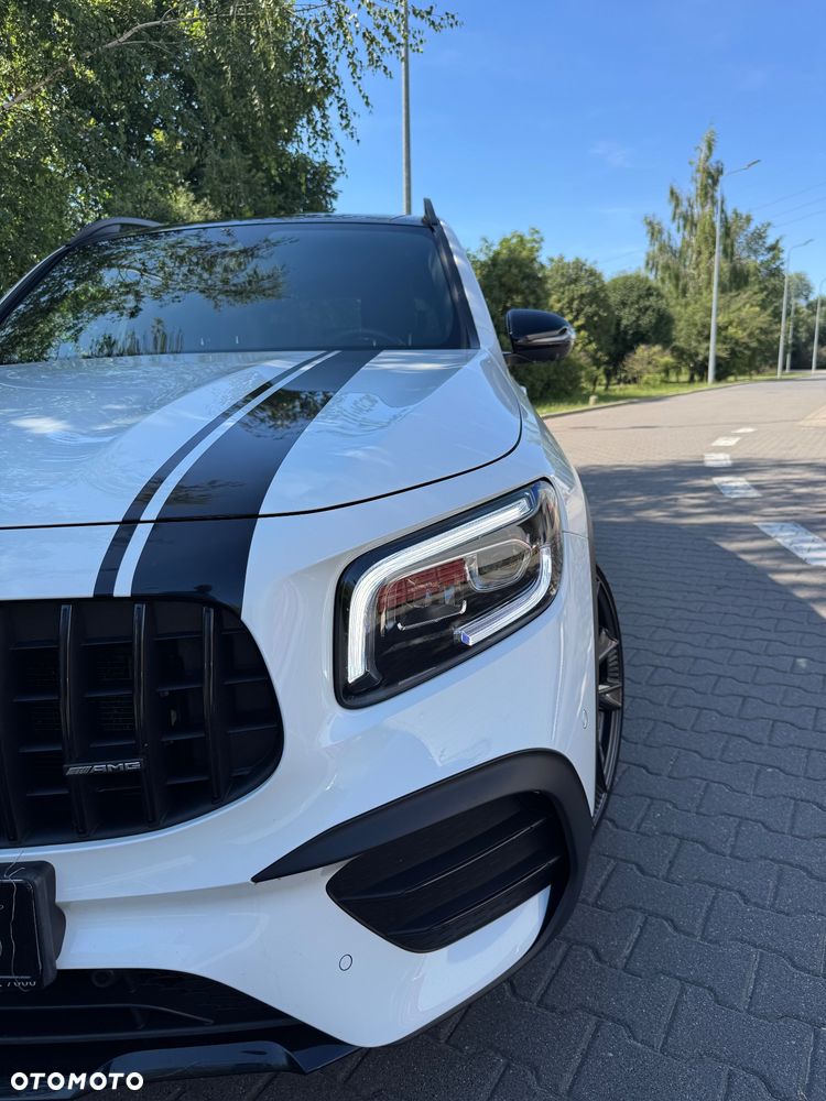 Mercedes-Benz GLB - 10
