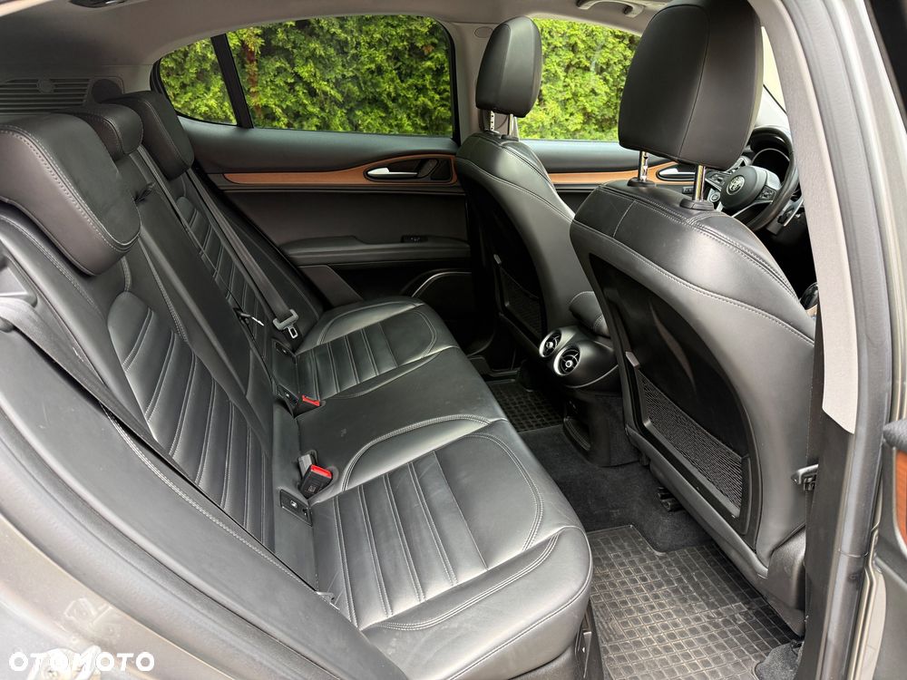 Alfa Romeo Stelvio 2.0 Turbo First Edition Q4 - 17