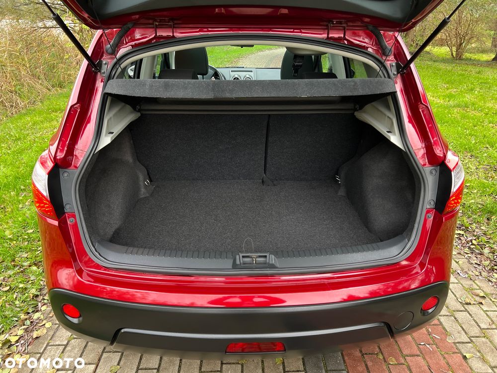 Nissan Qashqai 2.0 dCi DPF I-Way - 9