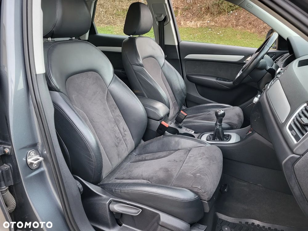 Audi Q3 2.0 TDI sport - 24