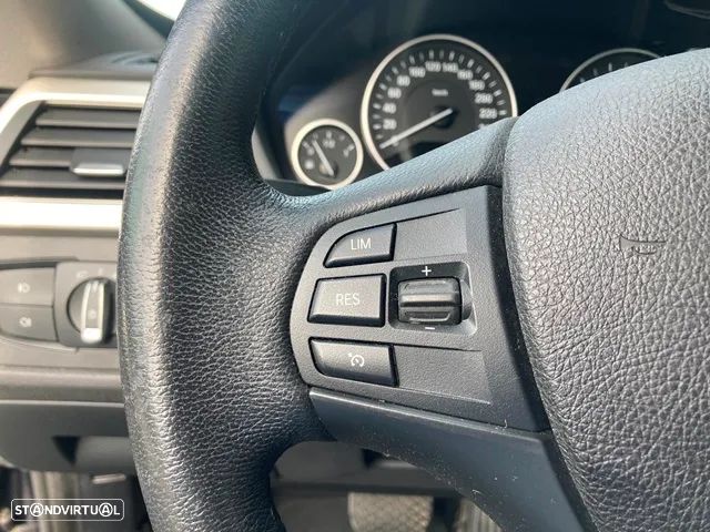 BMW 320 Gran Turismo i Advantage Auto - 15